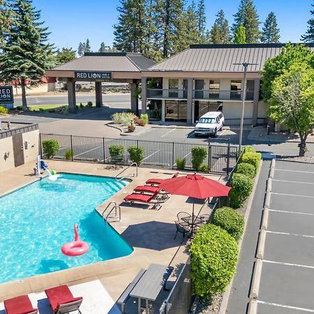Red Lion Inn & Suites Deschutes River - Bend Zewnętrze zdjęcie