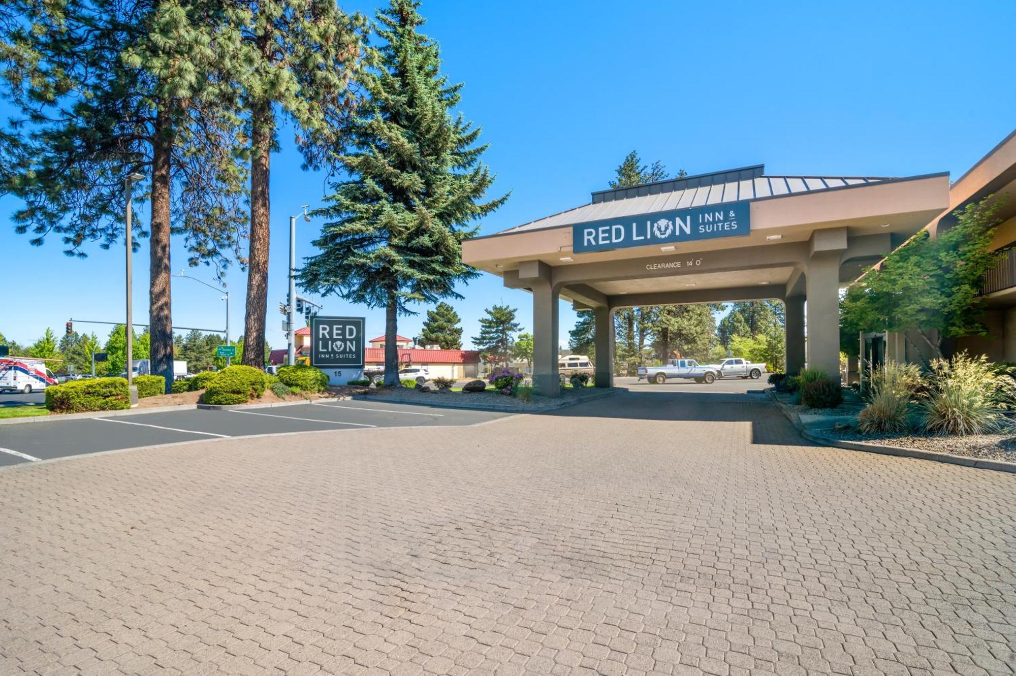Red Lion Inn & Suites Deschutes River - Bend Zewnętrze zdjęcie