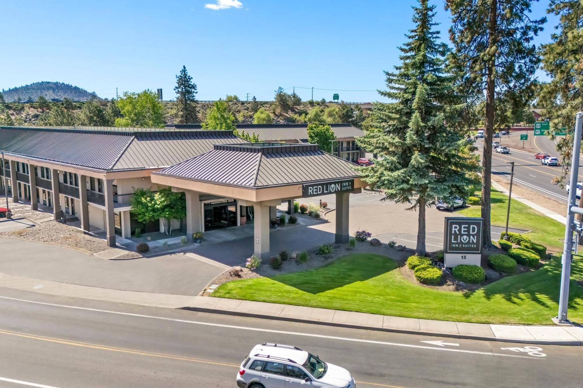 Red Lion Inn & Suites Deschutes River - Bend Zewnętrze zdjęcie