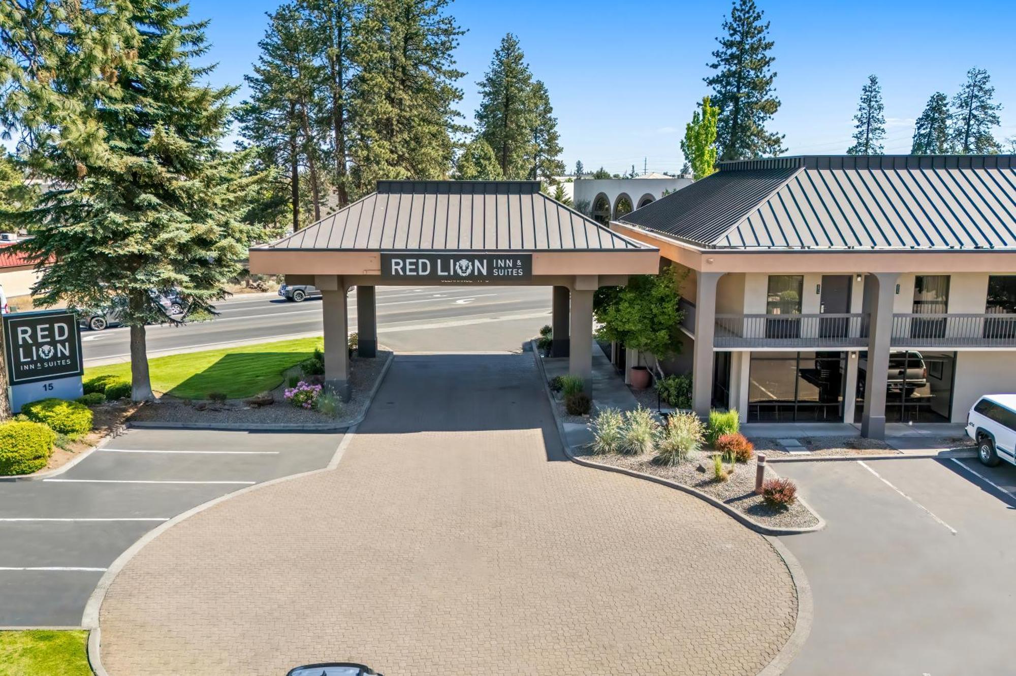 Red Lion Inn & Suites Deschutes River - Bend Zewnętrze zdjęcie