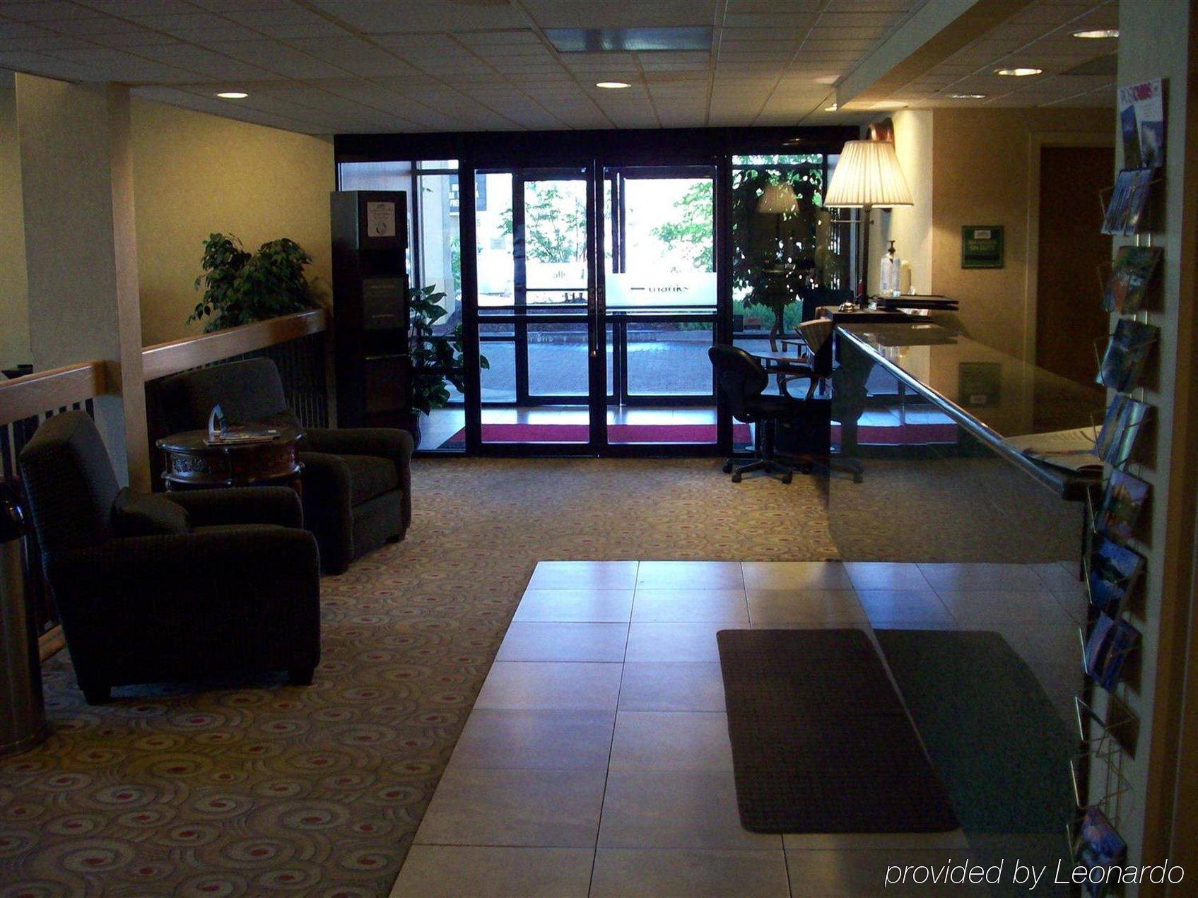 Red Lion Inn & Suites Deschutes River - Bend Zewnętrze zdjęcie